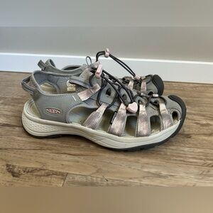 KEEN W Astoria West Fawn Tie Dye Women's Gray and Pink waterproof hiking Sandals